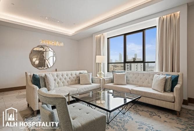Al Jaddaf Rotana Suite Hotel — photo 1